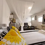 Apartments Lia