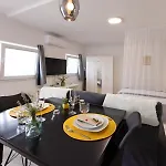 Apartments Lia